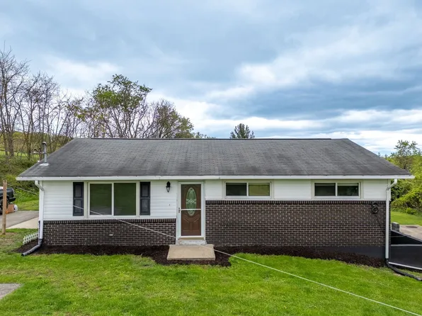 775 S Ridge Rd, Coal Center, PA 15423