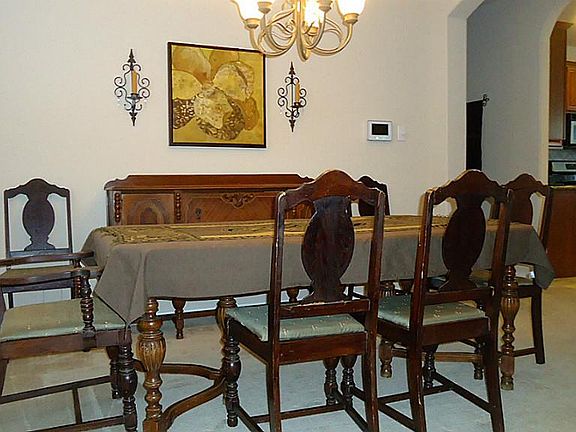 4th image of 114 N Archwyck Cir