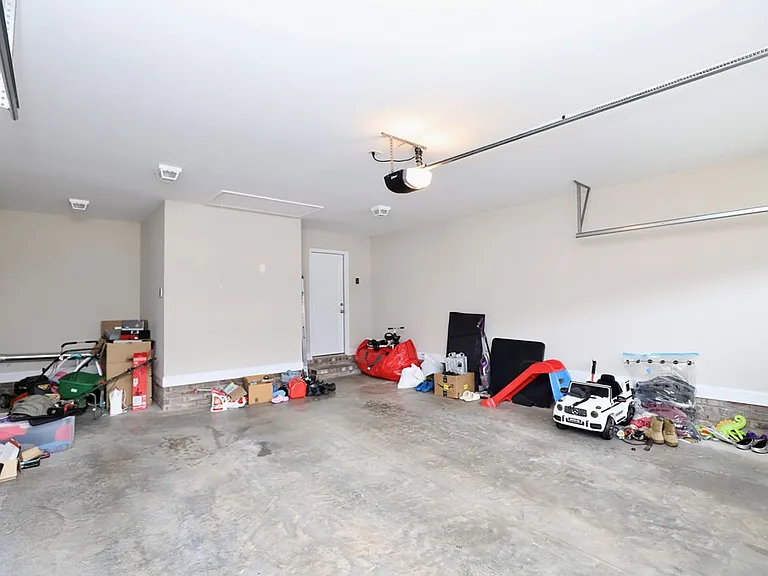 513 Waterlily Dr — Photo 66