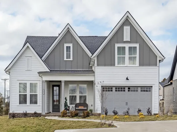 2001 S Byrnes St, Smyrna, TN 37167