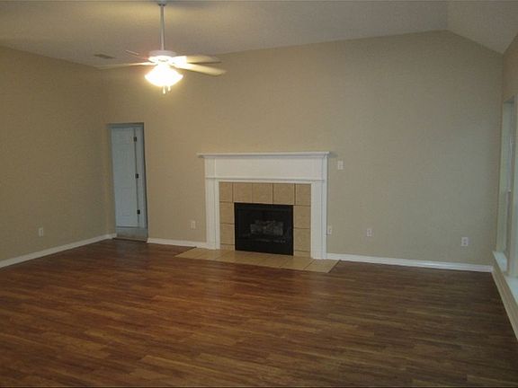 2nd image of 10155 Waterford Way
