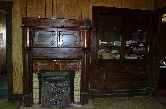 2nd image of 206 S Franklin St