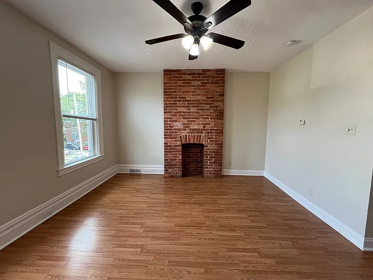 837 Highview St #2 — Photo 14