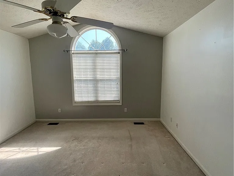 333 Abbottswood Dr — Photo 15