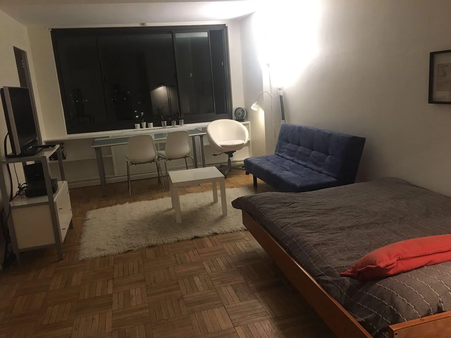 Studio, 450 sqft, $1,800 — Photo 2