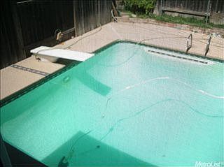 3rd image of 825 Regatta Dr