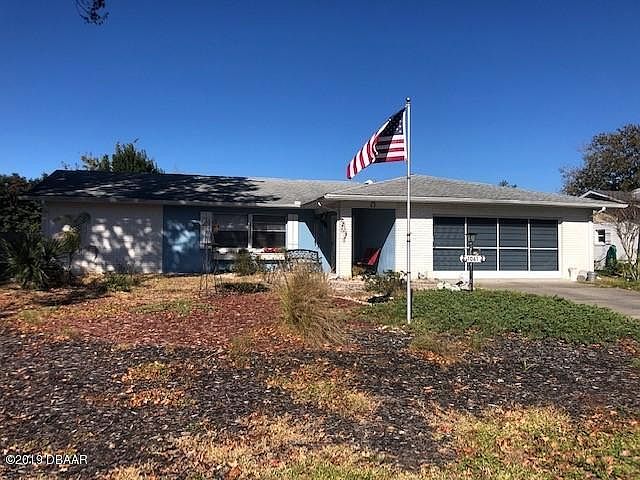 1st image of 1061 Wexford Way