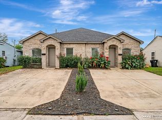 5334 Pershing St #B, Houston, TX 77033