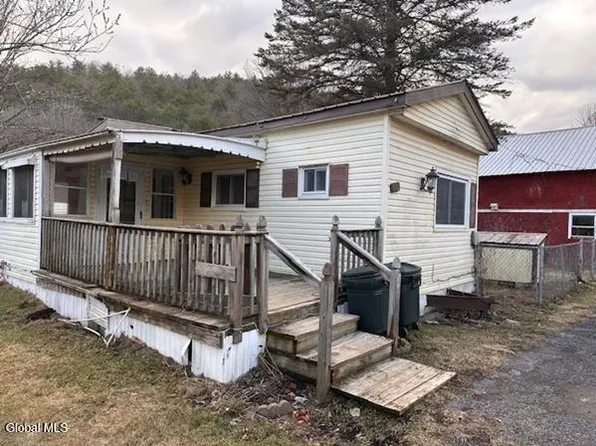 873 W Fulton Road, Warnerville, NY 12187