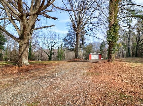 5th image of 1723 Mecklenburg Hwy #1
