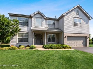 822 Limerick Ln, McHenry, IL 60050