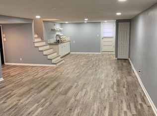 5212 Ronwood Dr, Louisville, KY 40219