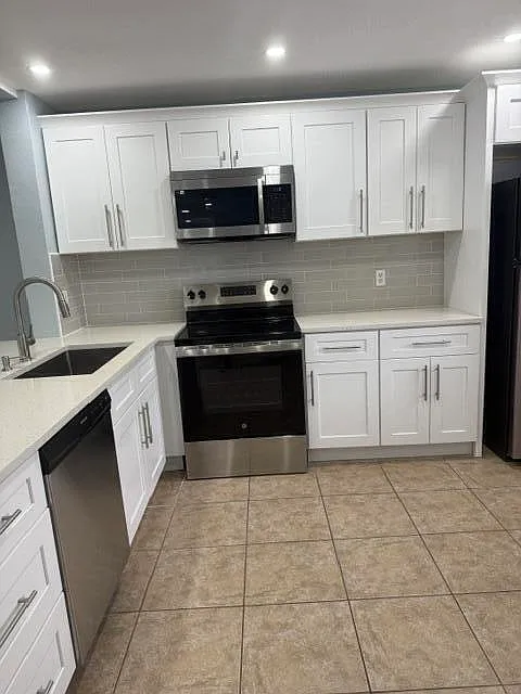 2 bed, 2.0 bath, 1201 sqft, $2,200 — Photo 3