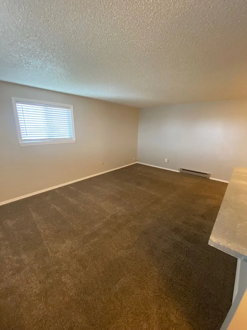 1522 S Lawson St — Photo 2