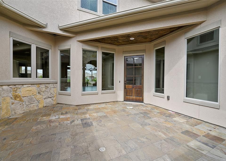 1st image of 24022 Porte Toscana Ln