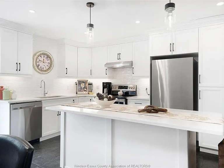 163 Lane St — Photo 9