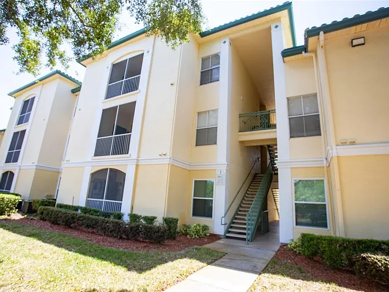 8812 Dunes Ct #305 — Photo 2