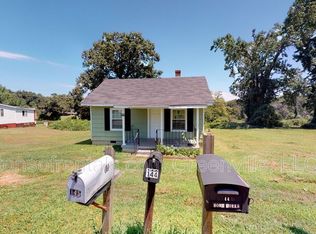144 Brook St, Wellford, SC 29385