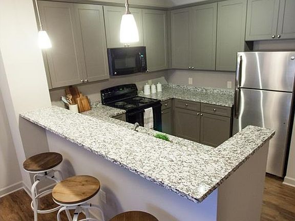 4th image of 2727 Boultier St APT 315
