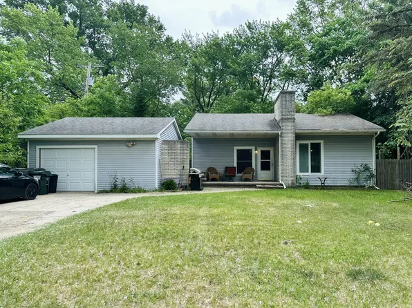 3505 Bendelow Rd, Rochester Hills, MI 48307