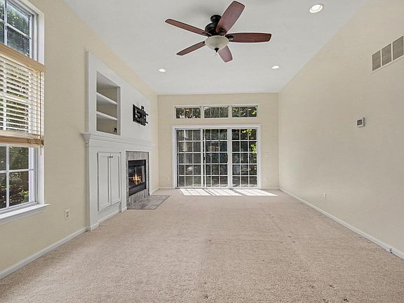 4th image of 7539 Lake St