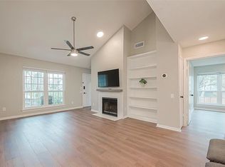 1860 White Oak Dr APT 346, Houston, TX 77009