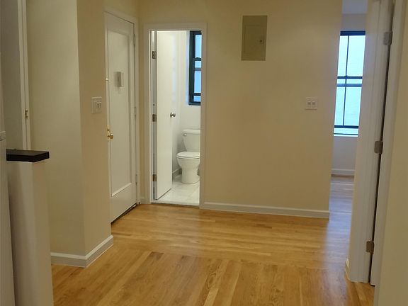 3rd image of 510 E 79th St APT 5A