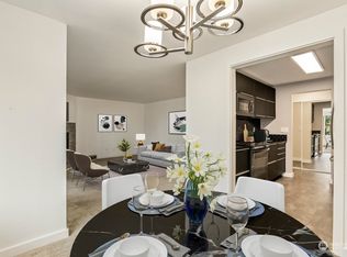 8418 240th St SW APT A202, Edmonds, WA 98026