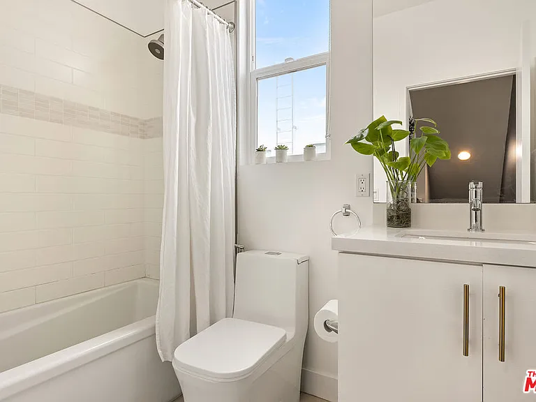 6074 W Studio Ct — Photo 12