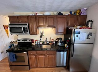 215 Holland St #3A, Somerville, MA 02144