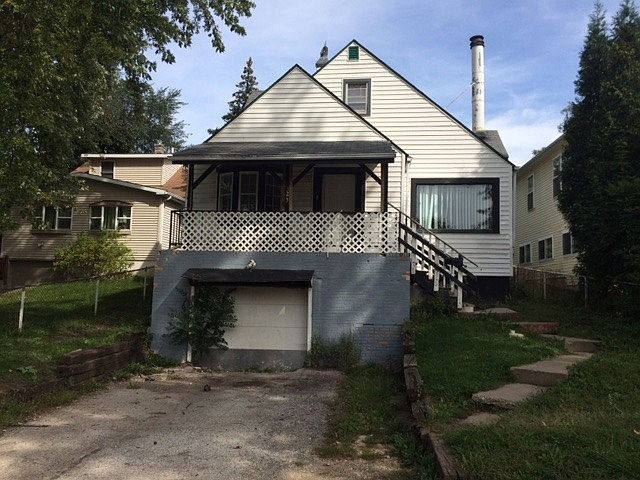 1st image of 325 Forest Glen Dr