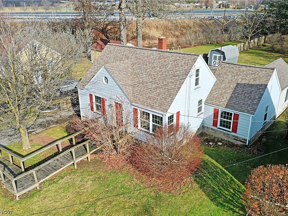 1st image of 4224 Mahoning Ave NW