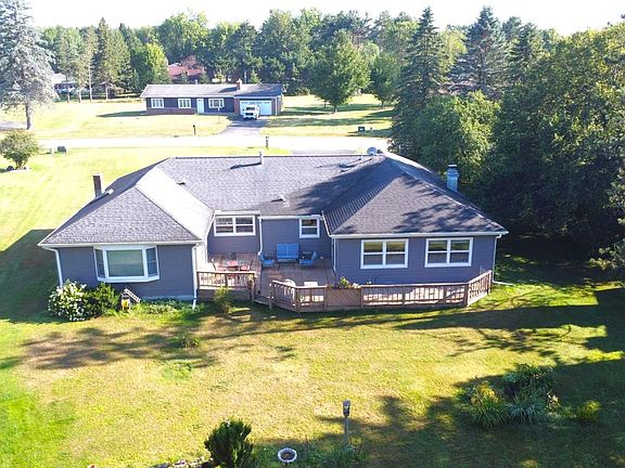 2nd image of 615 Omega Cir