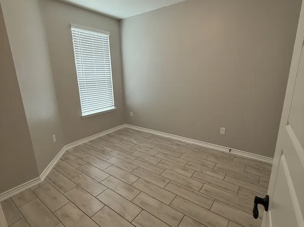 15223 Liberty Sta, San Antonio, TX 78253