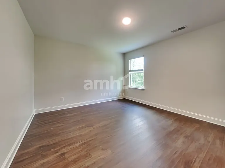 611 Rivermist Dr — Photo 15