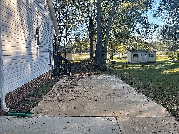 Park boat & extra cars.