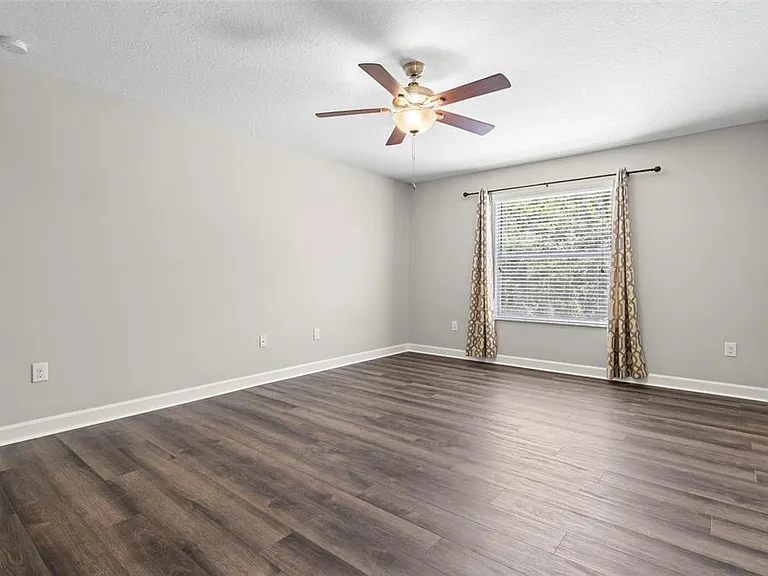20405 Autumn Fern Ave — Photo 31
