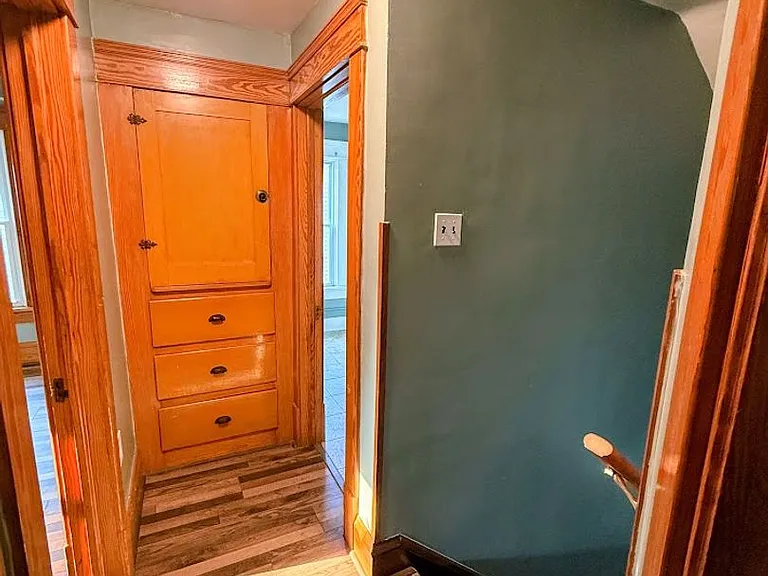 820 McGregor Ave NW — Photo 6