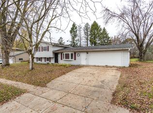 840 Brickl Rd, West Salem, WI 54669