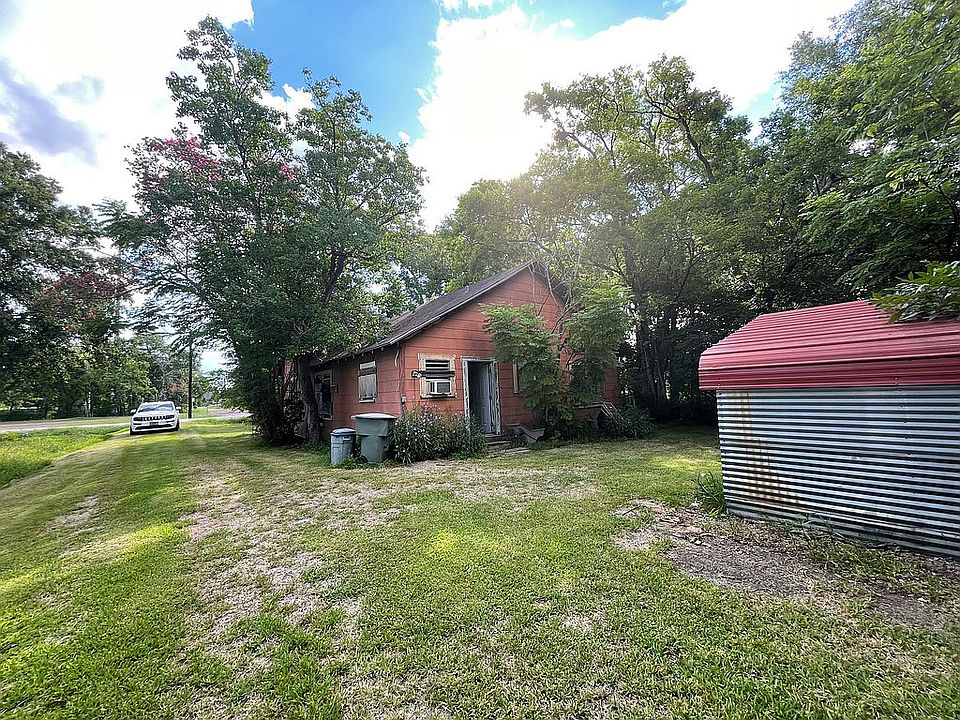 1st image of 3437 9th Ave