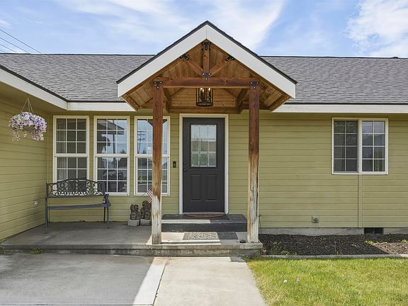 2nd image of 4485 Northlake Dr