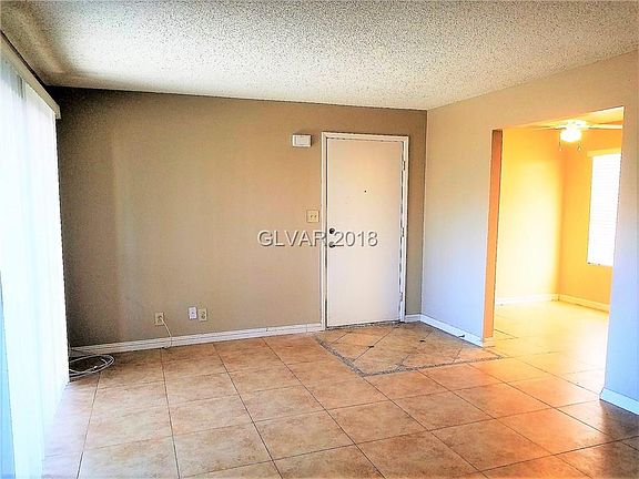 5th image of 4370 Sanderling Cir Unit 51