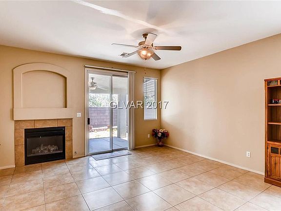 5th image of 9178 Coral Bisque St