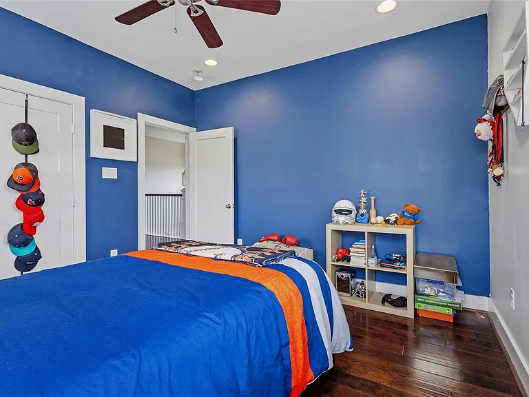 704 Vincent St — Photo 31