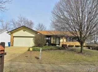 12039 Clichy Ln, Bridgeton, MO 63044