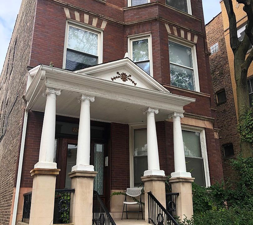 1st image of 2246 W Augusta Blvd #1