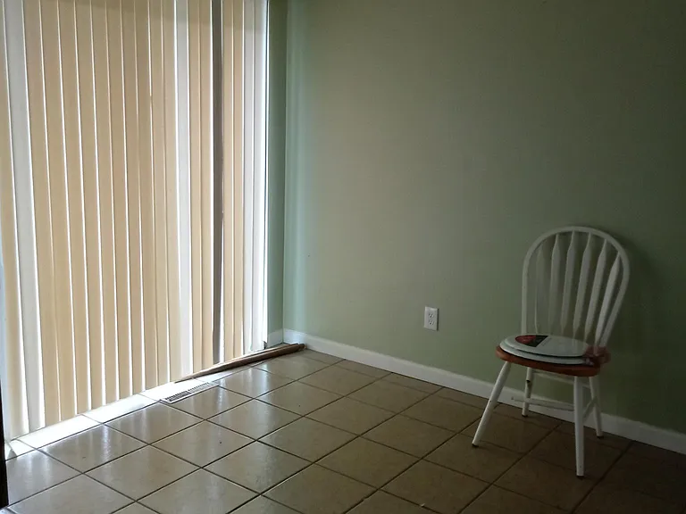 518 SW Westminister Rd #518 — Photo 2