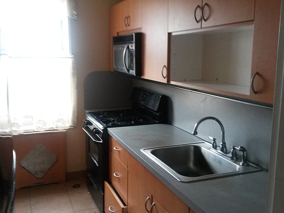 3rd image of 2900 Ocean Ave #3KK