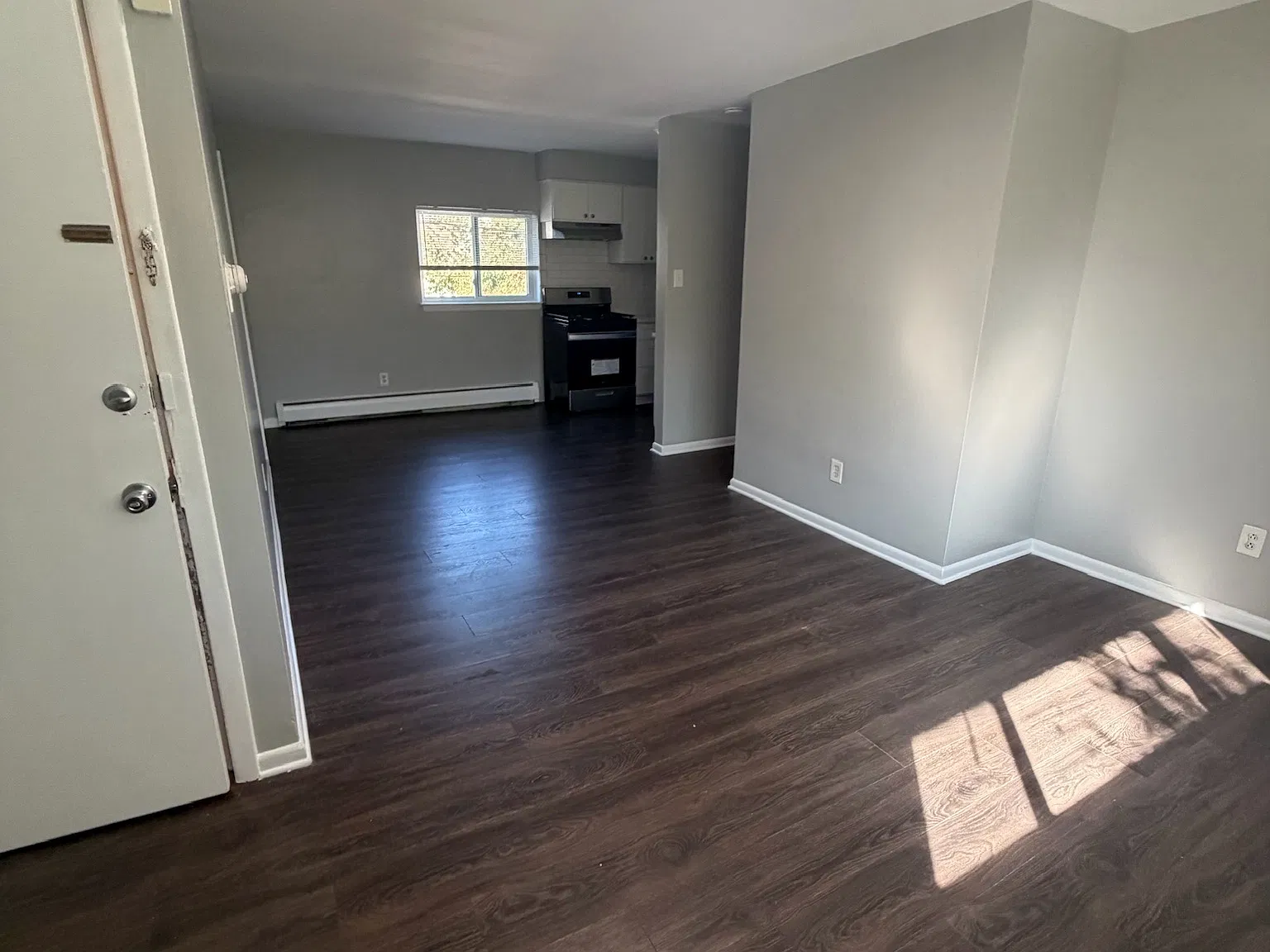 2032 Maple Avenue - 4 — Photo 4