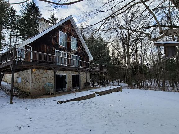 5th image of 54 Ambrose Ln